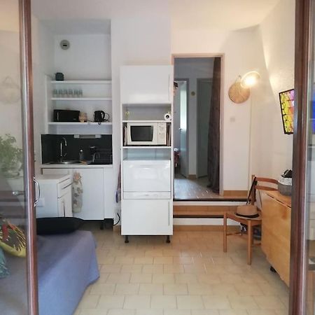 Location Dans Residence Calme, Proche Mer 카발레르쉬르메르 외부 사진