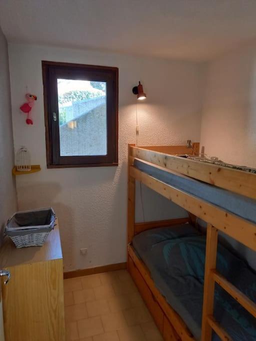 Location Dans Residence Calme, Proche Mer 카발레르쉬르메르 외부 사진